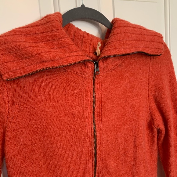 EUC Free People sweater - Picture 3 of 6
